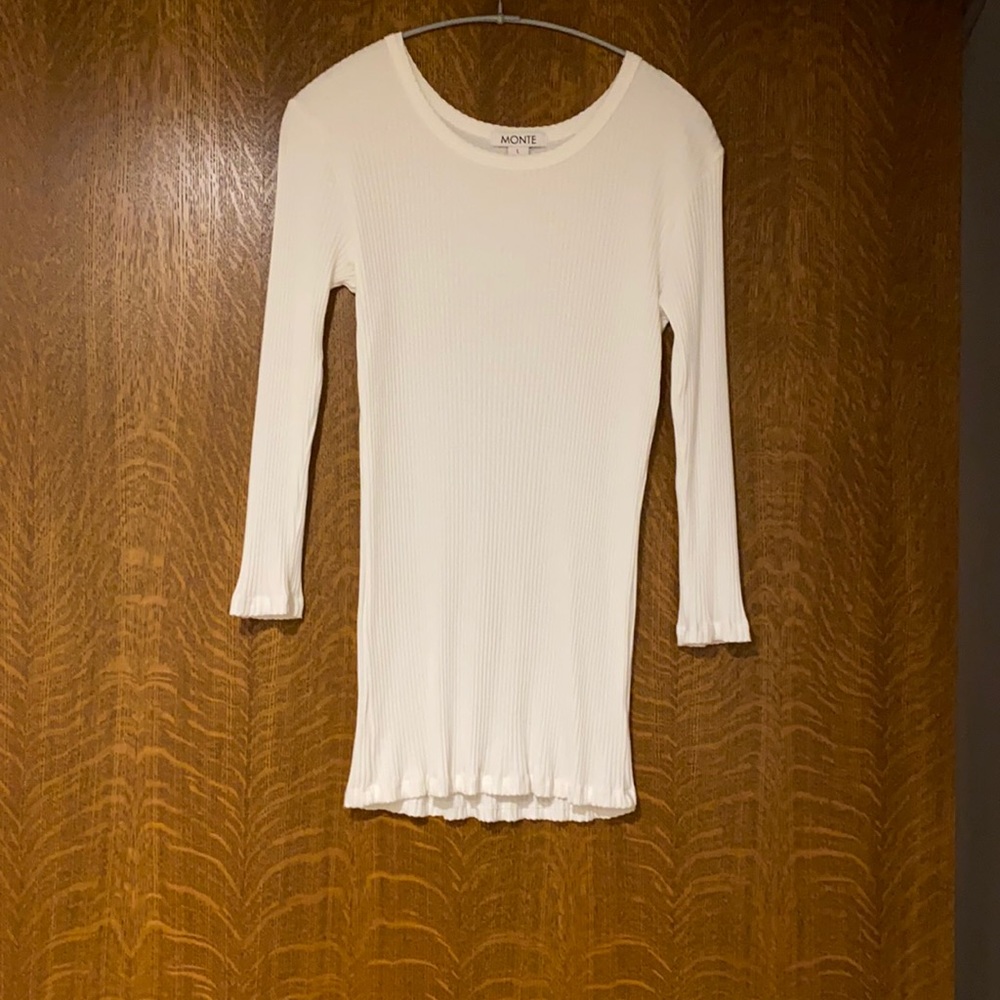 Monte basic scoop neck ribbed tee